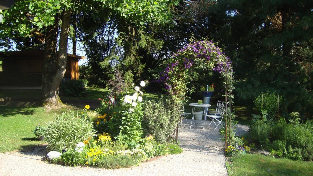 Le Venay * Frontenaud