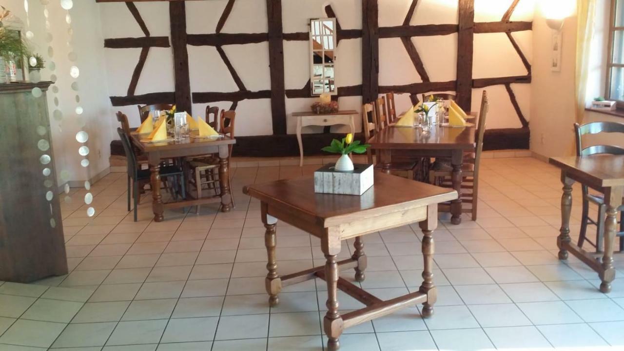 Le Venay Frontenaud